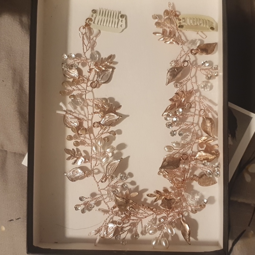 Hair jewelry